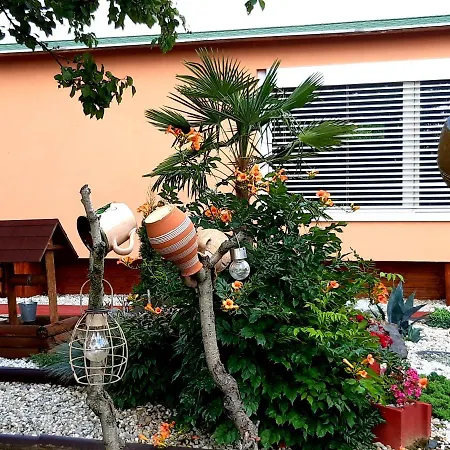 Luca Apartman *