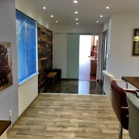 Luca Apartman