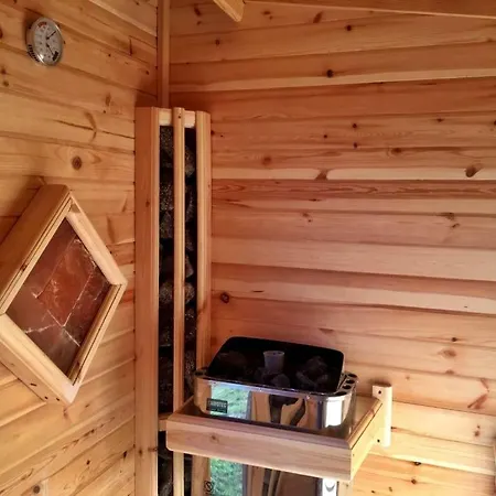 Luca Apartman Villa *