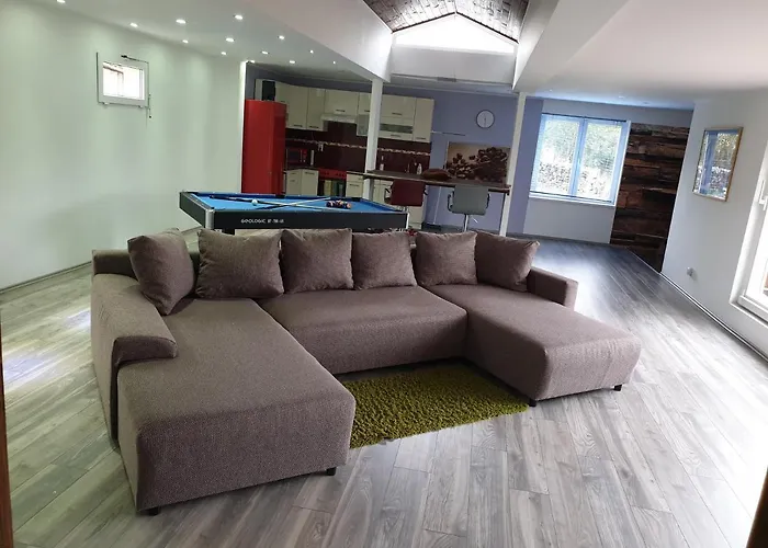 Hotel Luca Apartman *