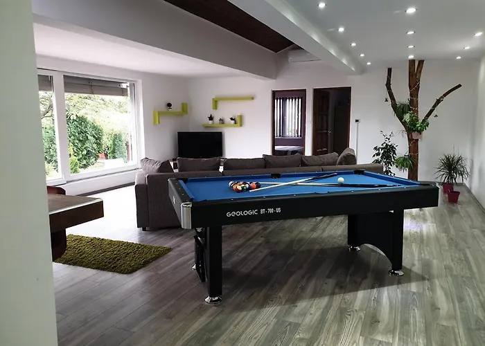 Hotel Luca Apartman Pápa