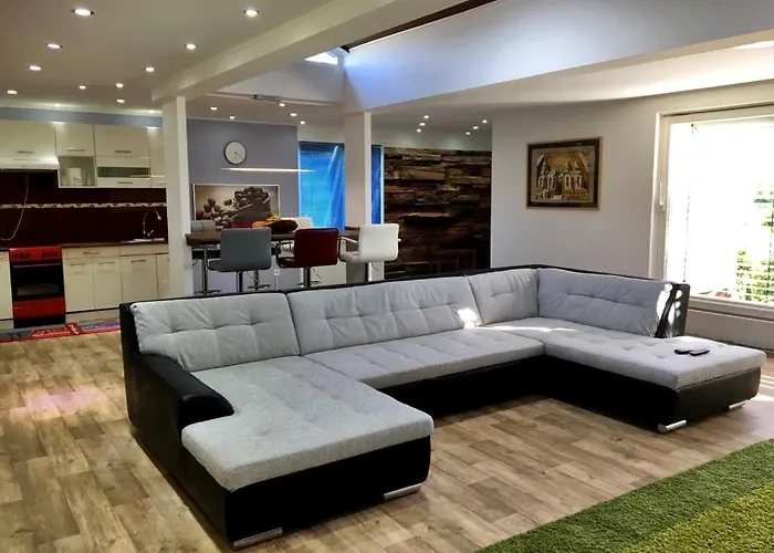 Luca Apartman Hotel